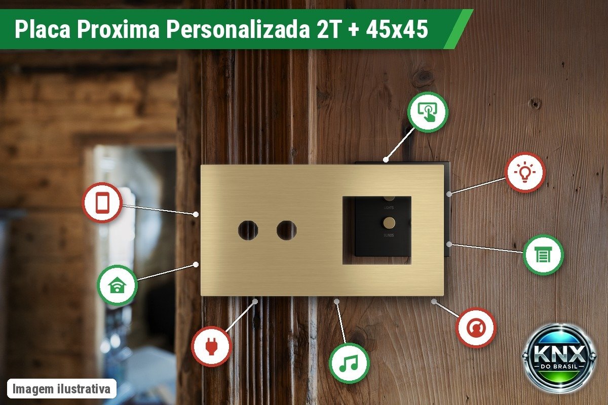 Placa Proxima Personalizada – Botoeira 2T + Janela 45x45 – Metal Latão