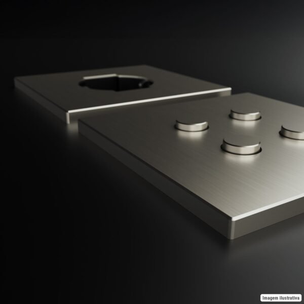 Placa Proxima Personalizada – Botoeira 4T + Tomada Schuko/FR/IL – Metal Bronze Corked