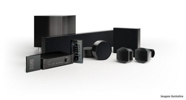 Caixa Acústica de Parede R20W 65W 50Hz–21kHz – Laqueada Branca, Tela Branca