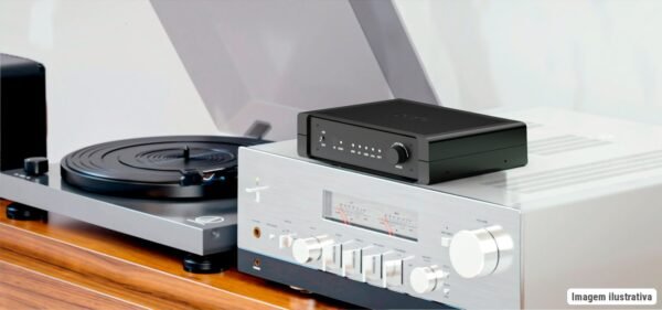 Caixa Acústica de Parede R20W 65W 50Hz–21kHz – Laqueada Preta, Tela Preta